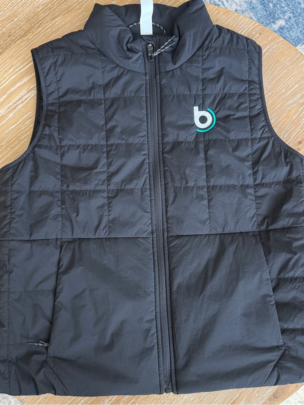 lululemon athletica Black Quilted Women Vest with Teal Accent Logo